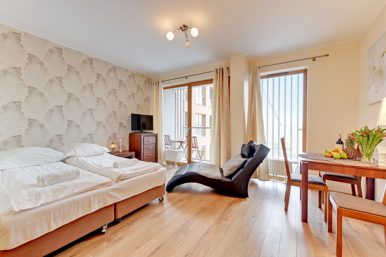 Aura Old Town Апартаменти